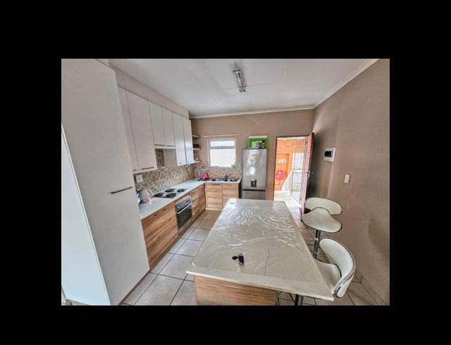 2 BEDROOM APARTMENT FOR SALE IN MONTANA PARK